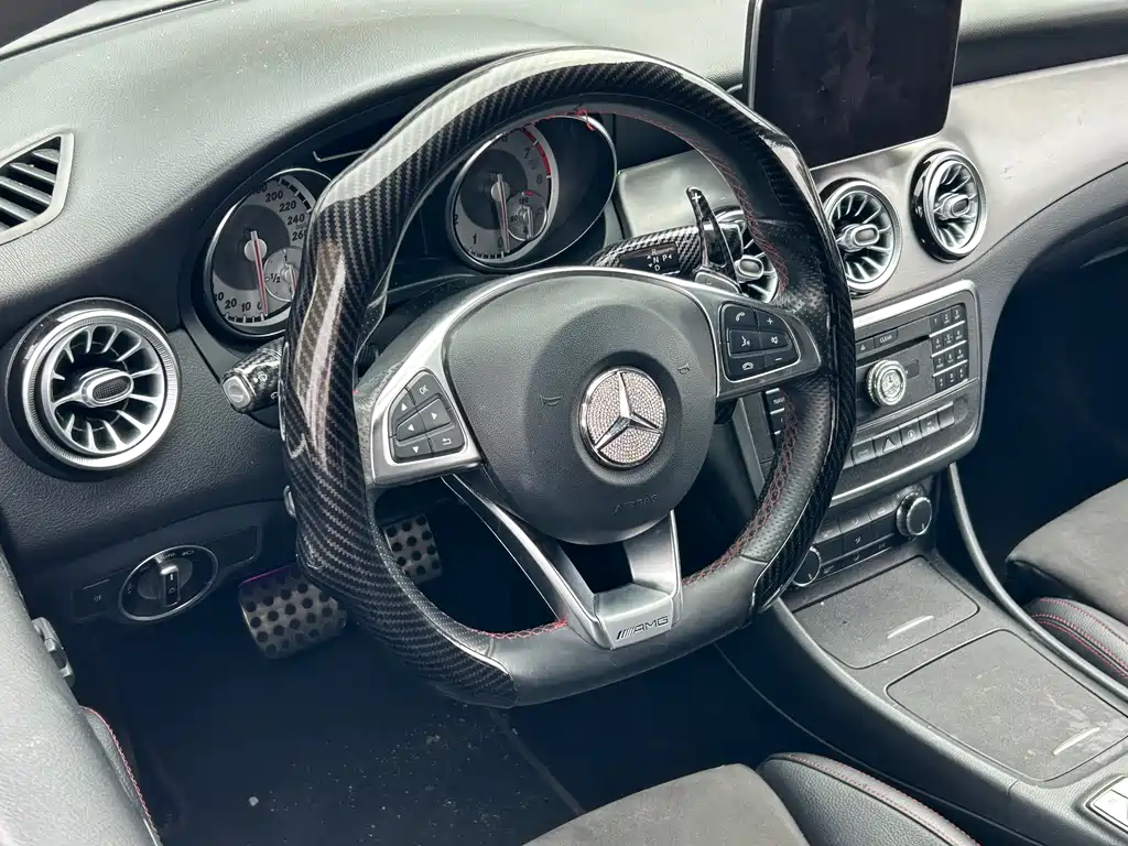 Mercedes-Benz CLA 2016 — фото 11