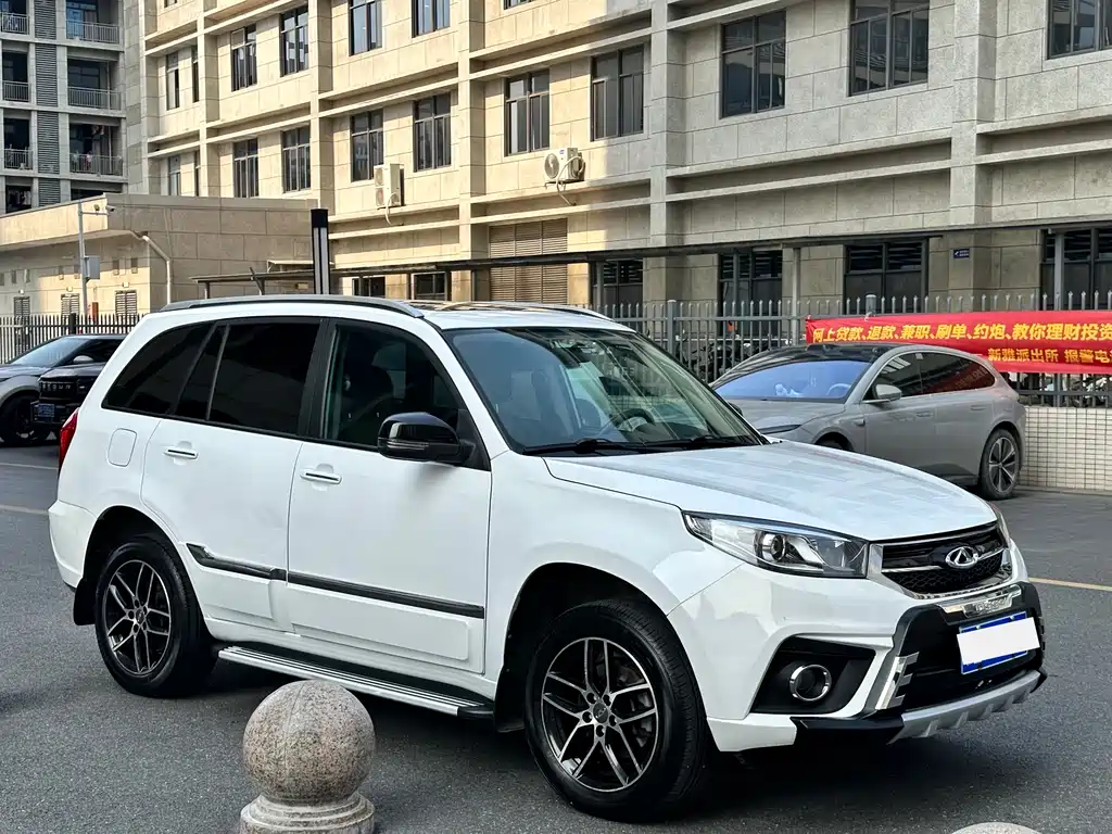 Chery Tiggo 3 2018 — фото 3