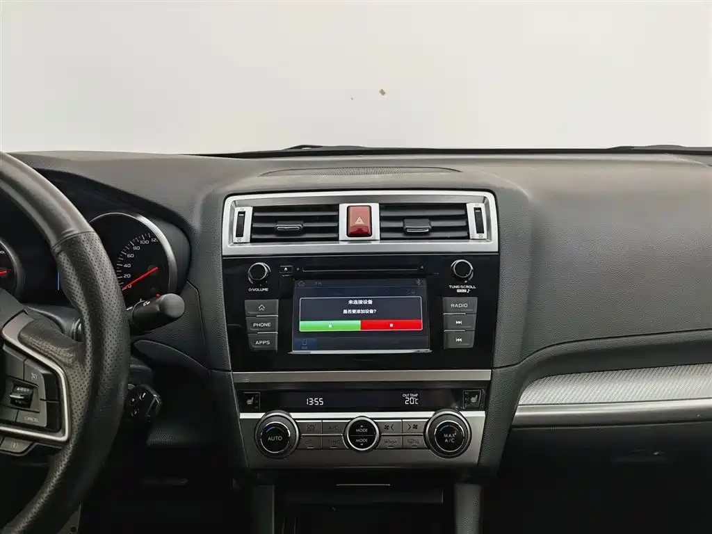 Subaru Legacy 2020 — фото 12