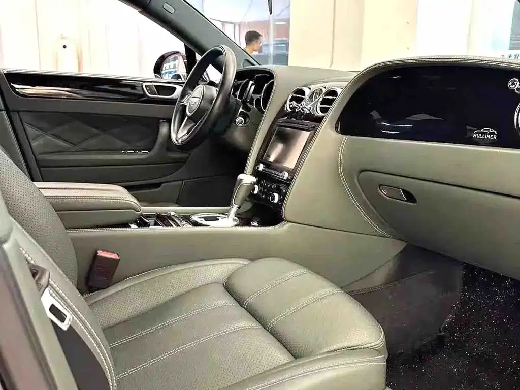 Bentley Flying Spur 2012 — фото 9