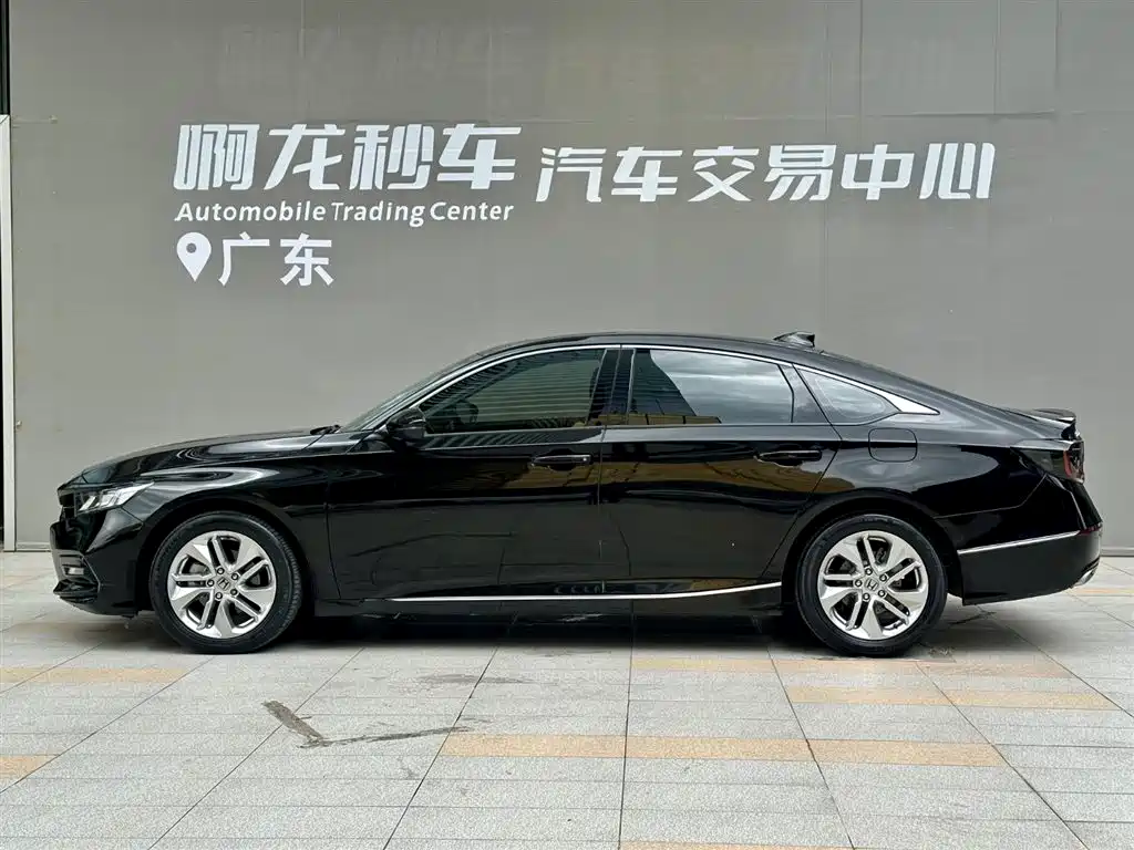 Honda Accord 2020 — фото 4