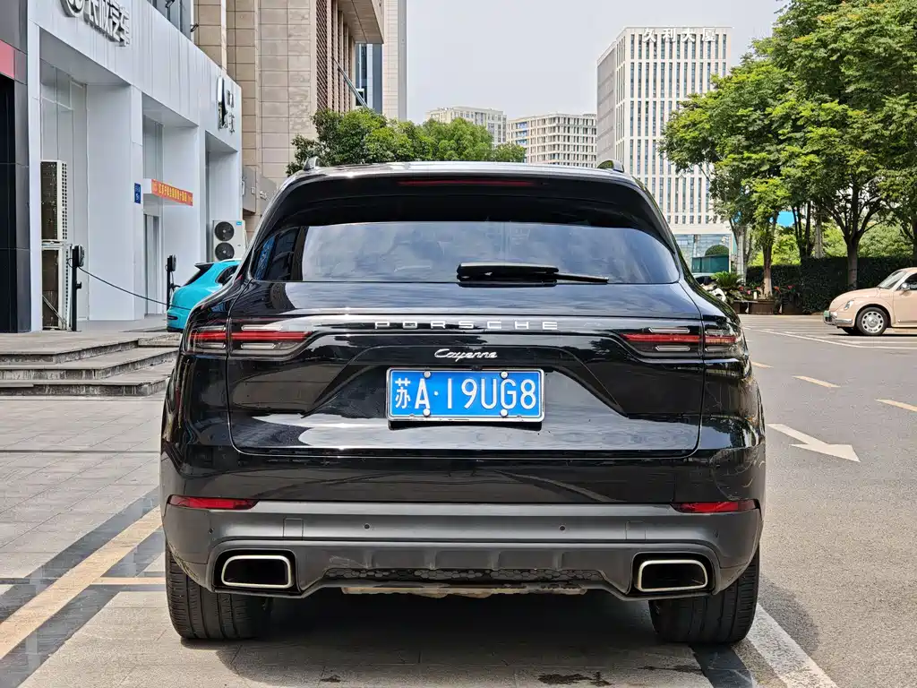 Porsche Cayenne 2018 — фото 5