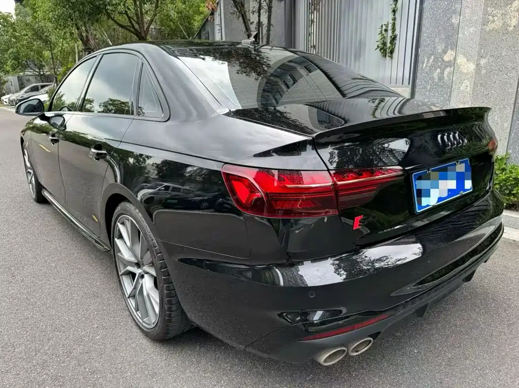 Audi S4 2023