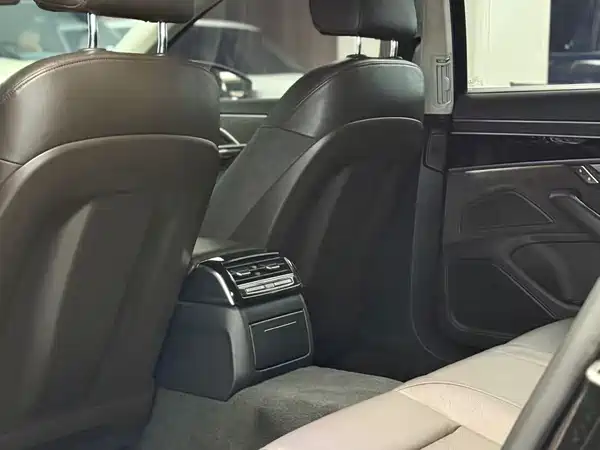 Audi A8 2018