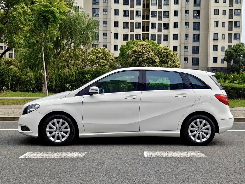 Mercedes-Benz B-Class 2014 — фото 4