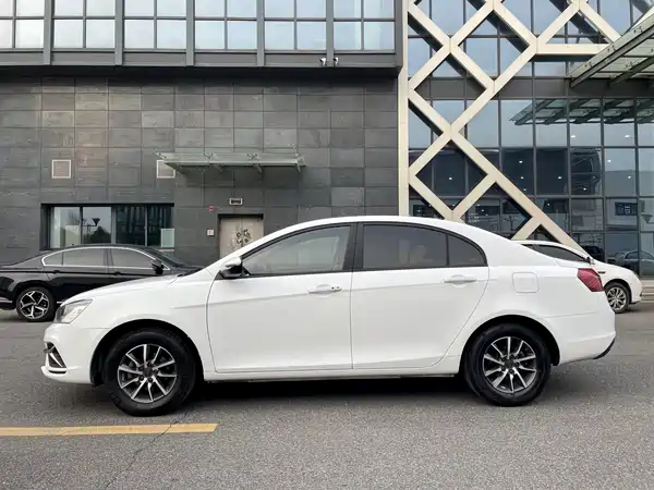 Geely Emgrand 2019