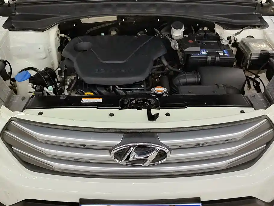 Hyundai ix25 2015 — фото 10