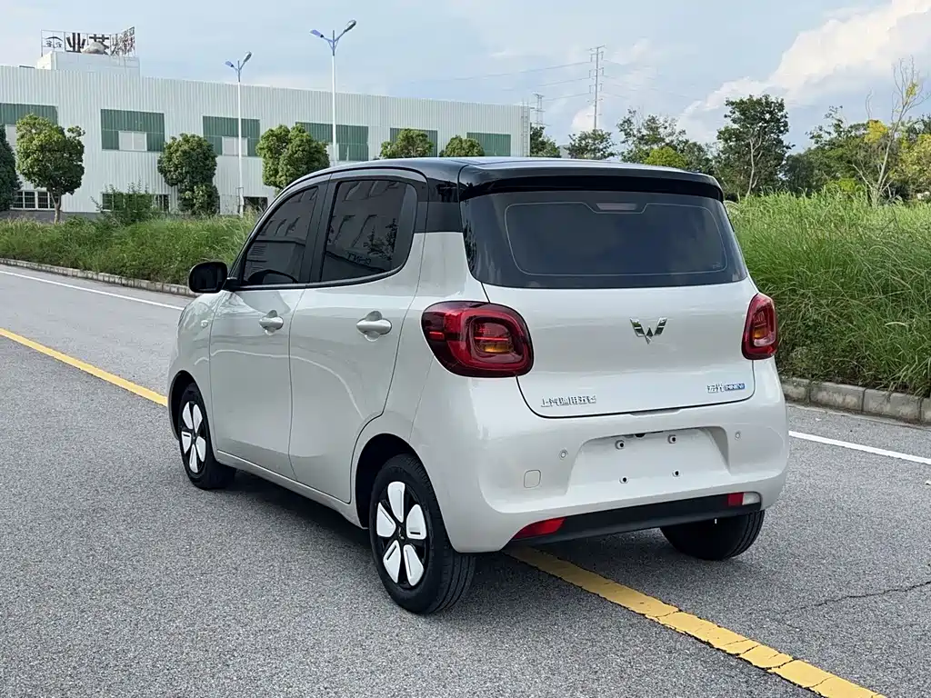 Wuling Hongguang MINIEV 2025