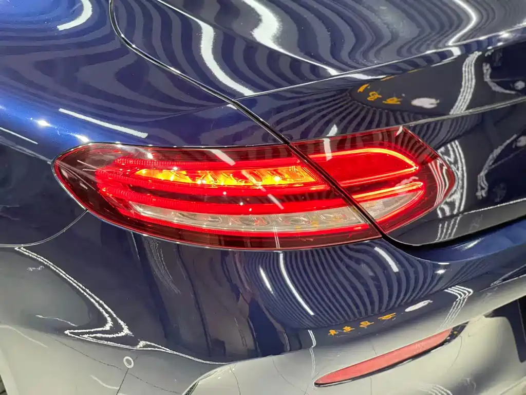 Mercedes-Benz C-Class 2019