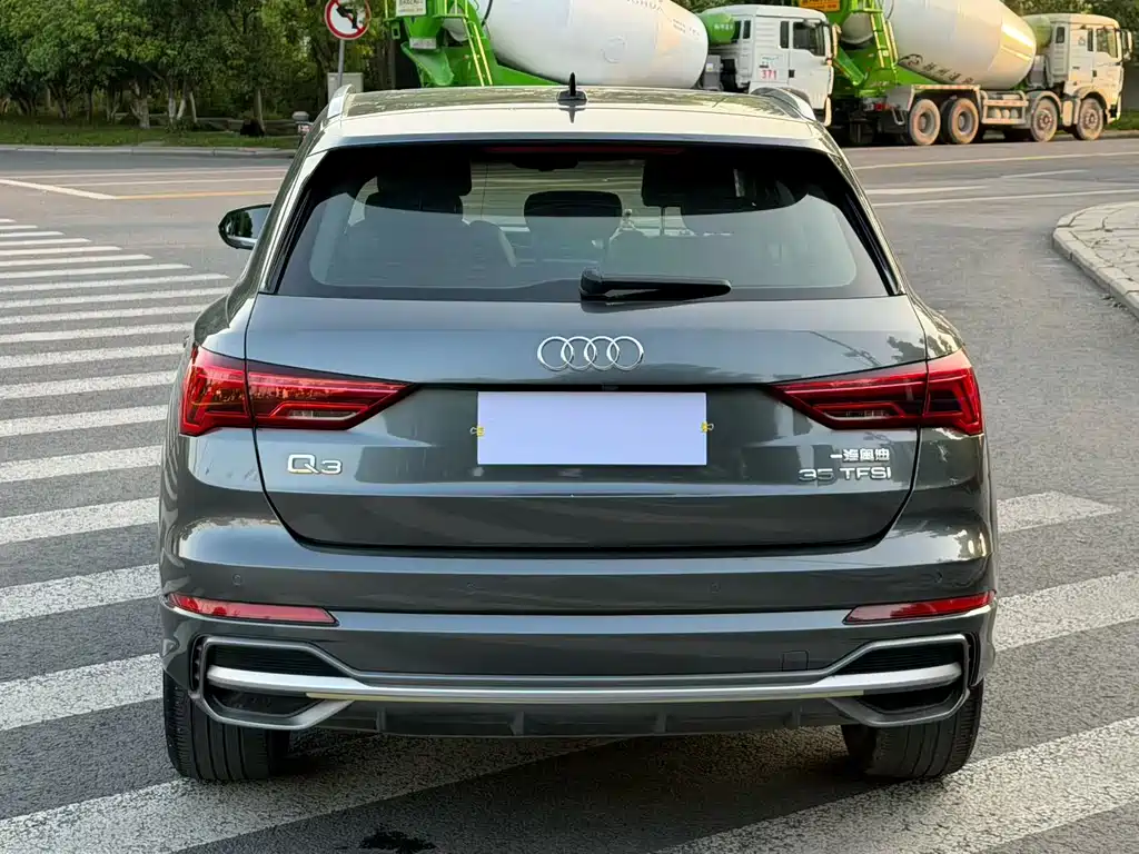 Audi Q3 2022 — фото 4