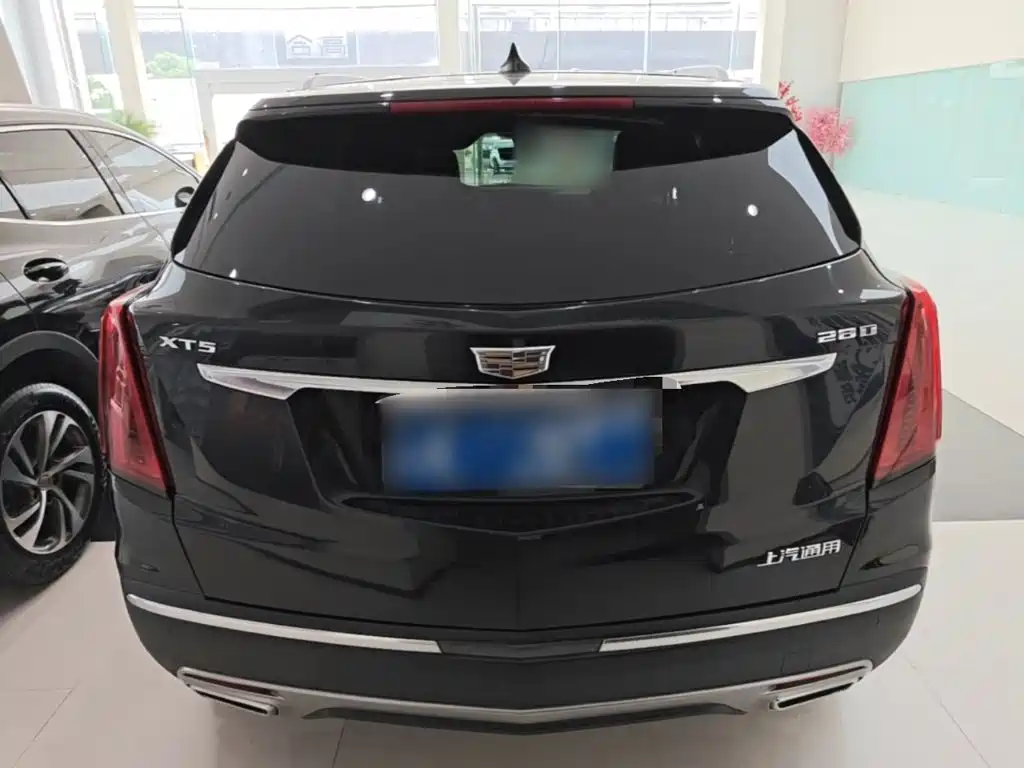 Cadillac XT5 2020 — фото 6
