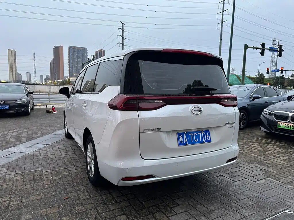 GAC Motor Trumpchi M6 2023 — фото 5