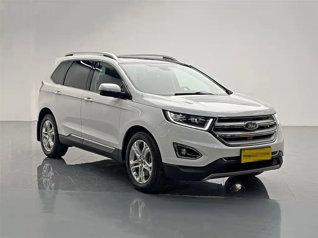 Ford Edge 2018 — фото 8