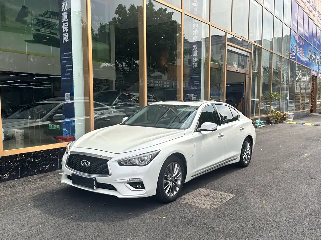 Infiniti Q50L 2019