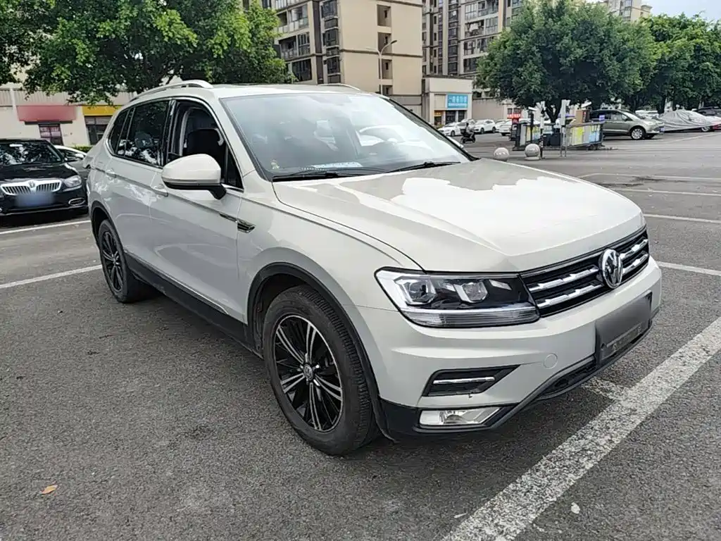 Volkswagen Tiguan L 2019