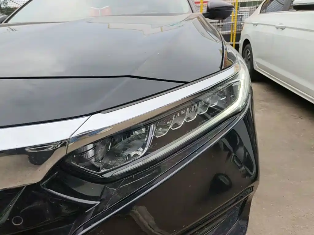 Honda Accord 2021 — фото 24