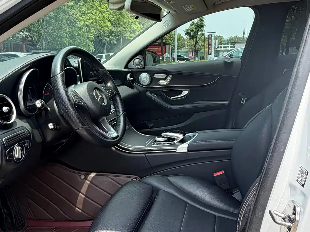 Mercedes-Benz C-Class 2018 — фото 6