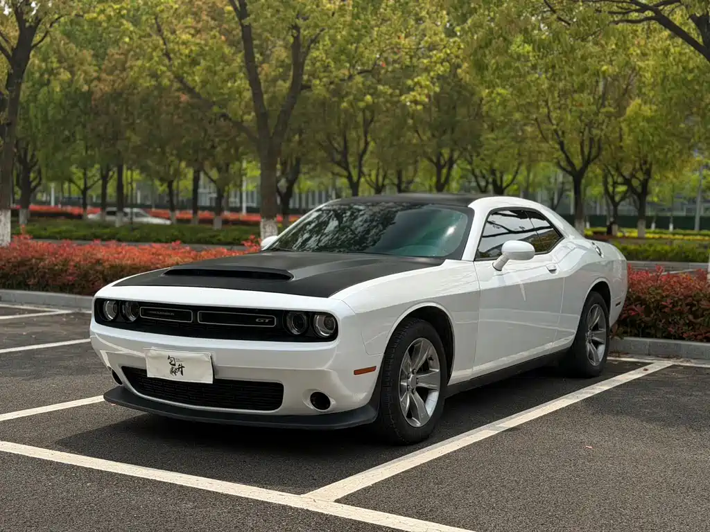 Dodge  2020 — фото 1