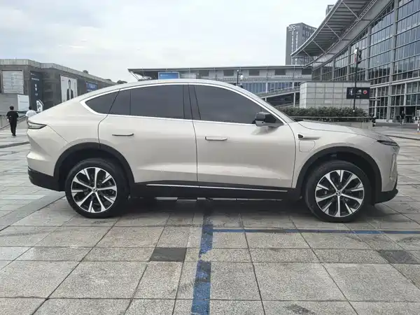 NIO EC7 2023