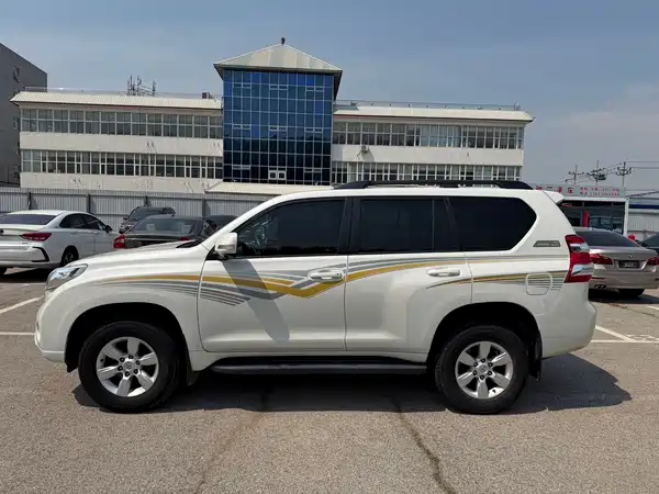 Toyota Prado 2016