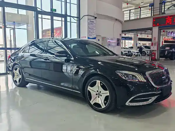 Mercedes-Benz S-Class 2020