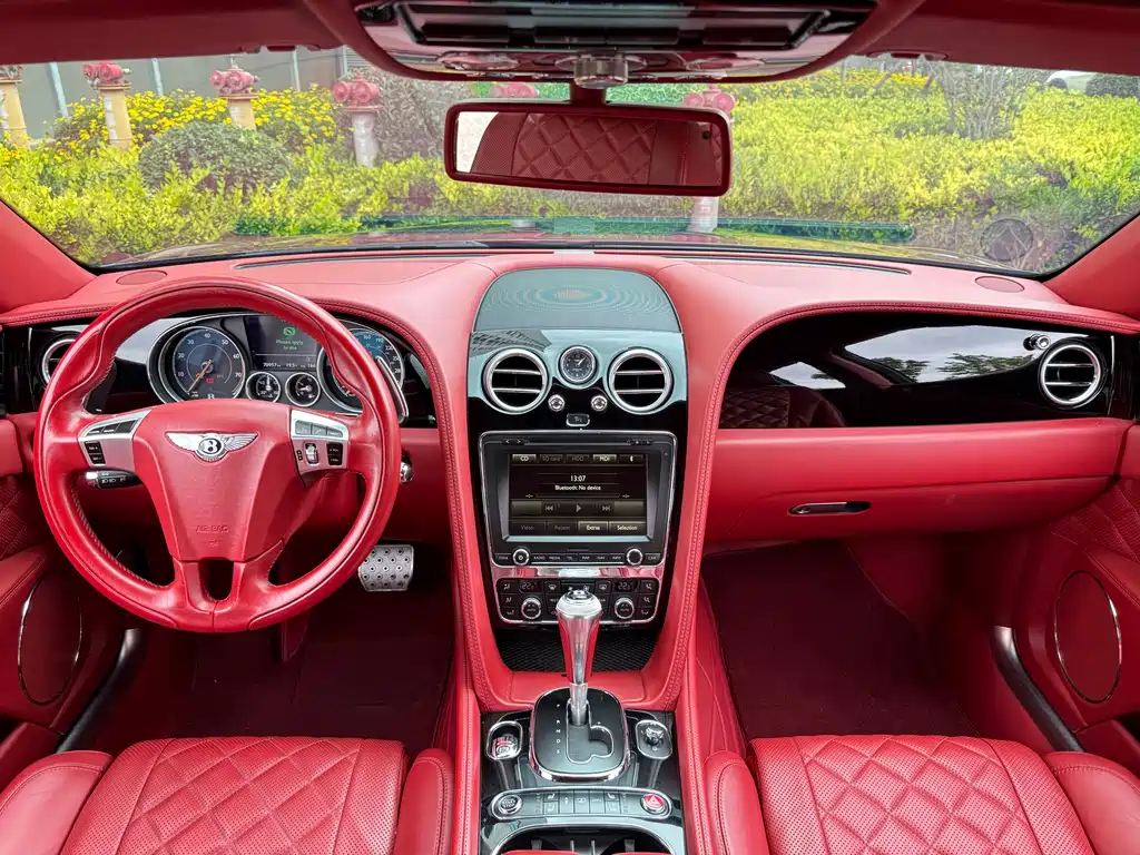 Bentley Flying Spur 2020 — фото 10