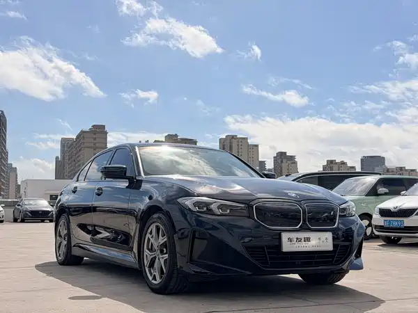 BMW i3 2023