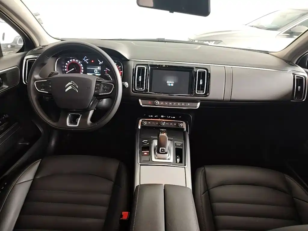 Citroen C6 2021 — фото 10