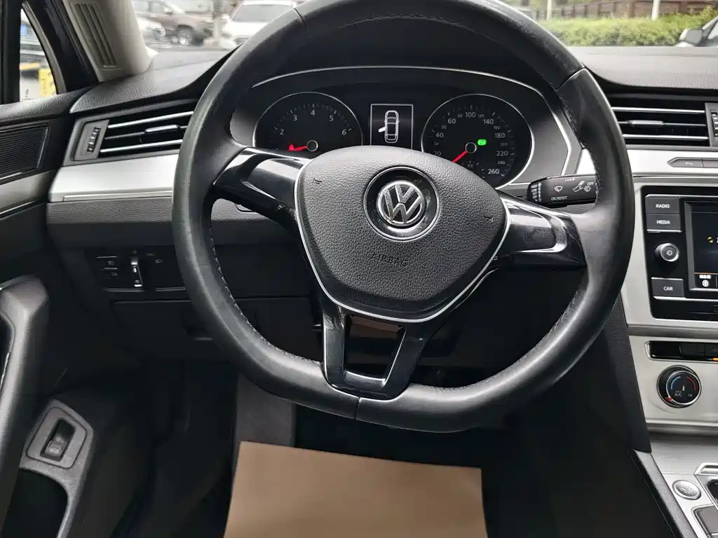 Volkswagen Magotan 2018 — фото 11