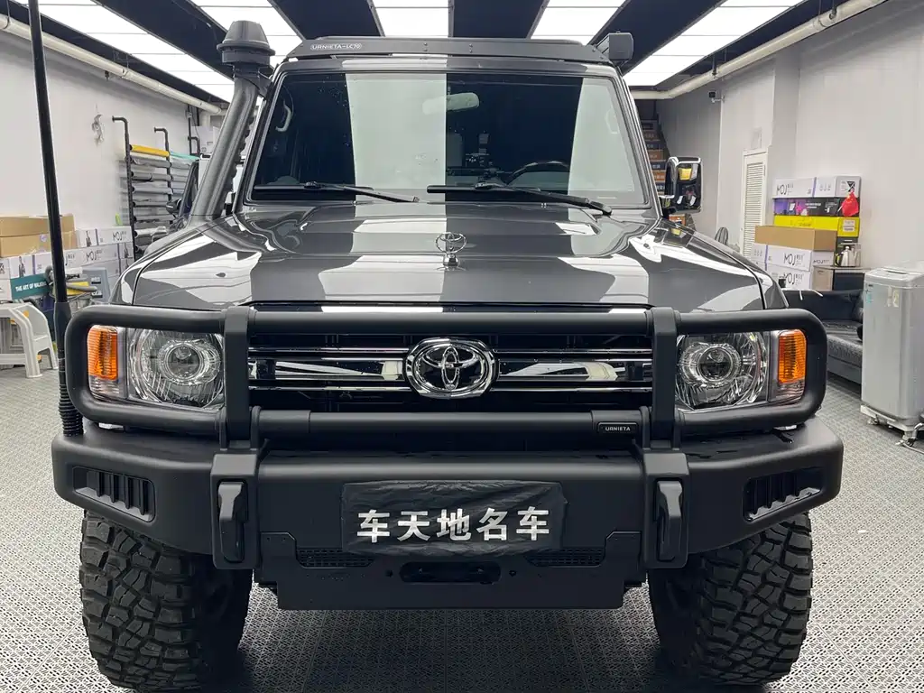 Toyota Land Cruiser 2024 — фото 3