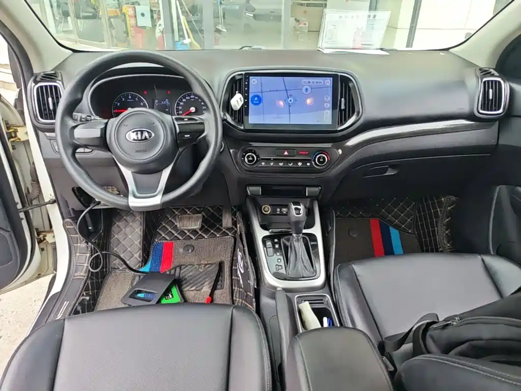 Kia KX3 2016 — фото 10