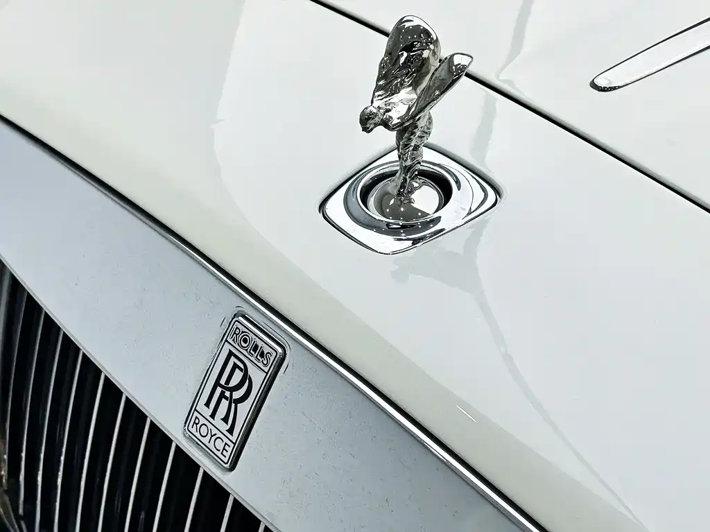 Rolls-Royce Dawn 2018 — фото 5