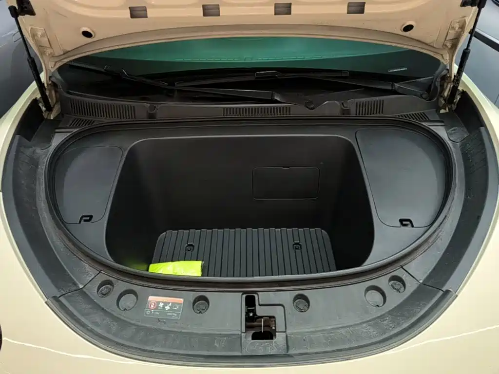 Geely Galaxy Starwish 2025 — фото 20