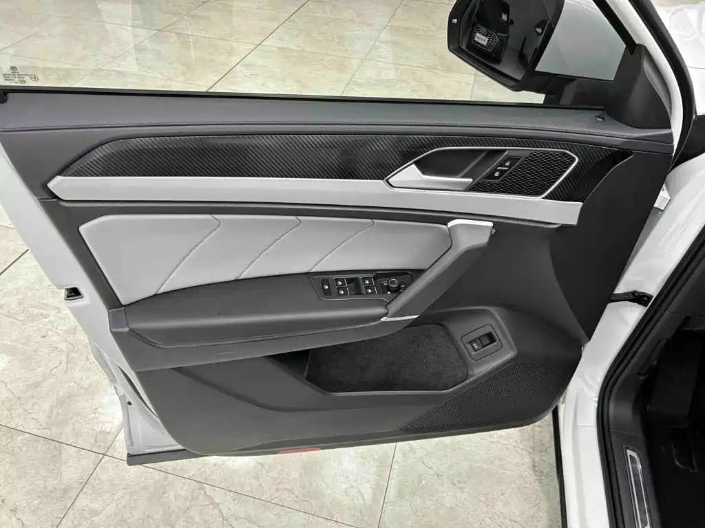 Volkswagen Tayron 2022 — фото 10
