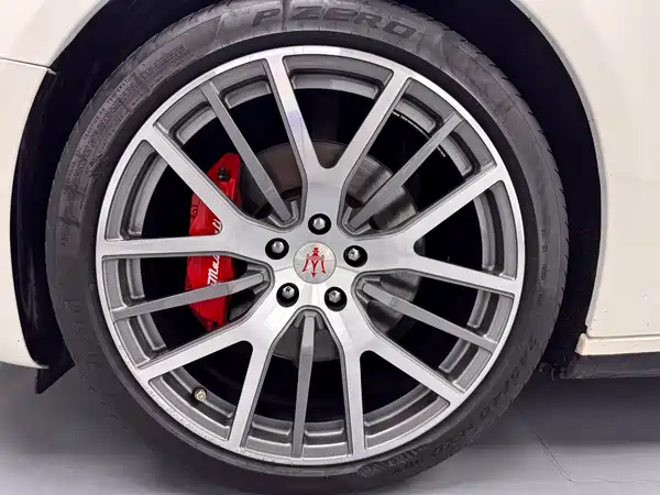 Maserati Ghibli 2019