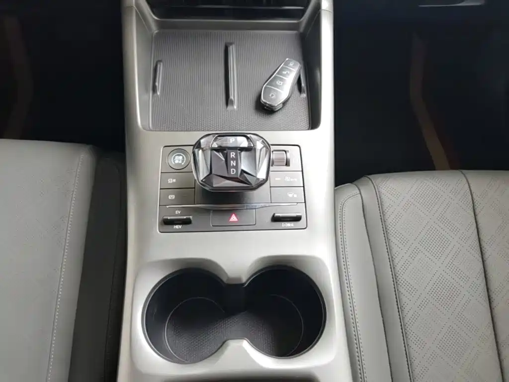 BYD Qin PLUS 2025 — фото 14