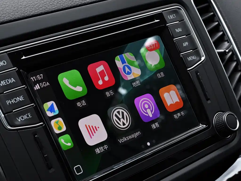 Volkswagen Sharan 2018 — фото 21