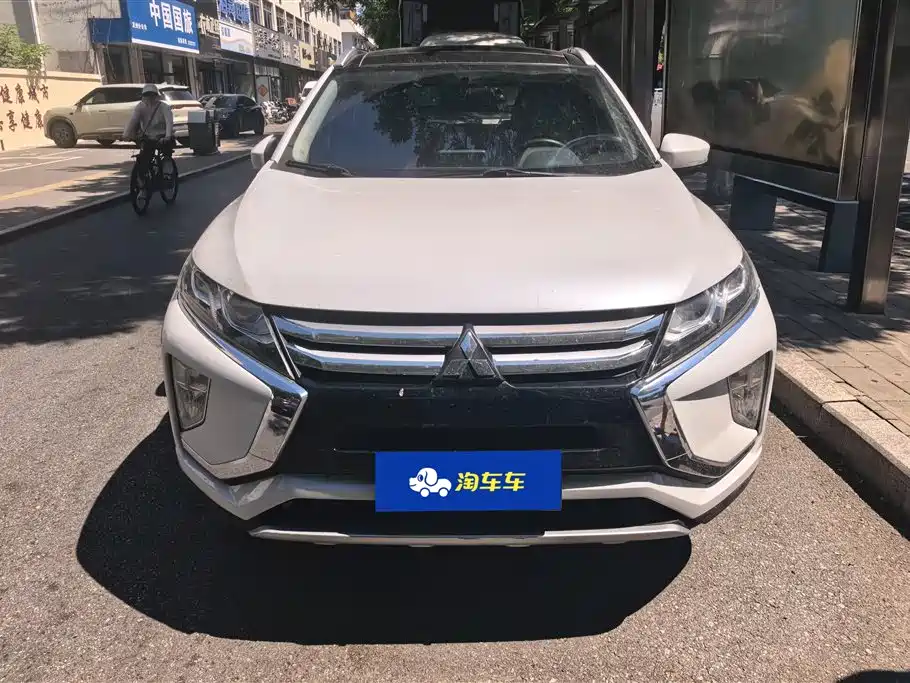 Mitsubishi Eclipse Cross 2019 — фото 2