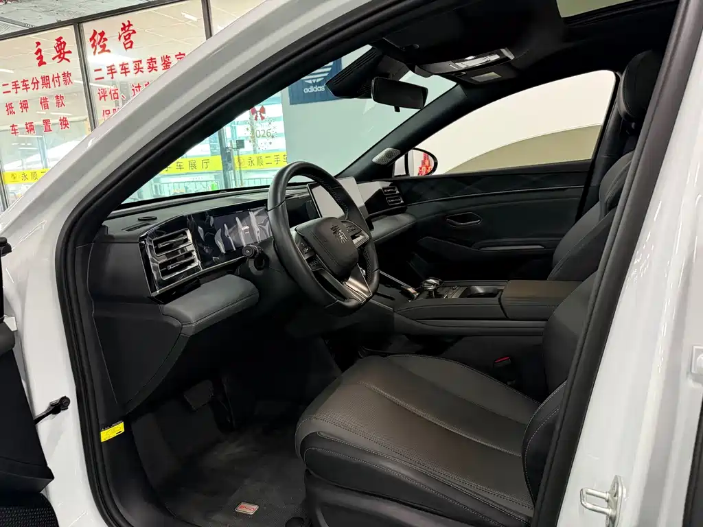 BYD Qin L 2025 — фото 4