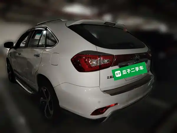 BYD S7 2015