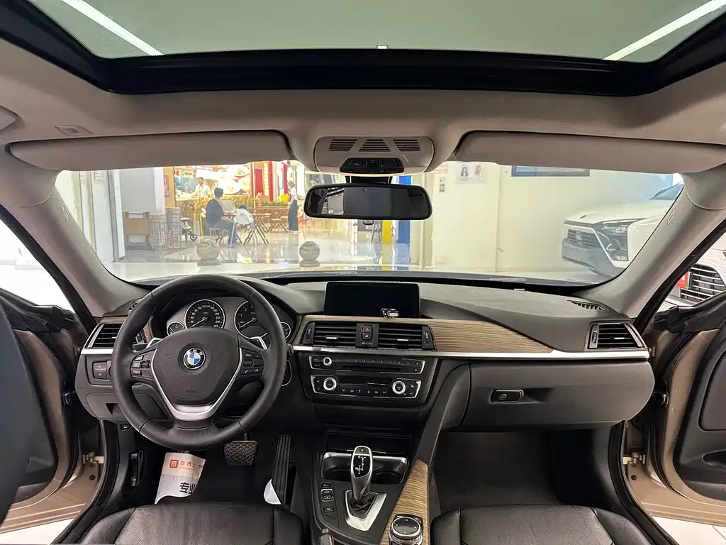 BMW 3 Series GT 2014 — фото 19