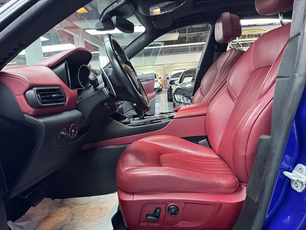 Maserati Levante 2020 — фото 4