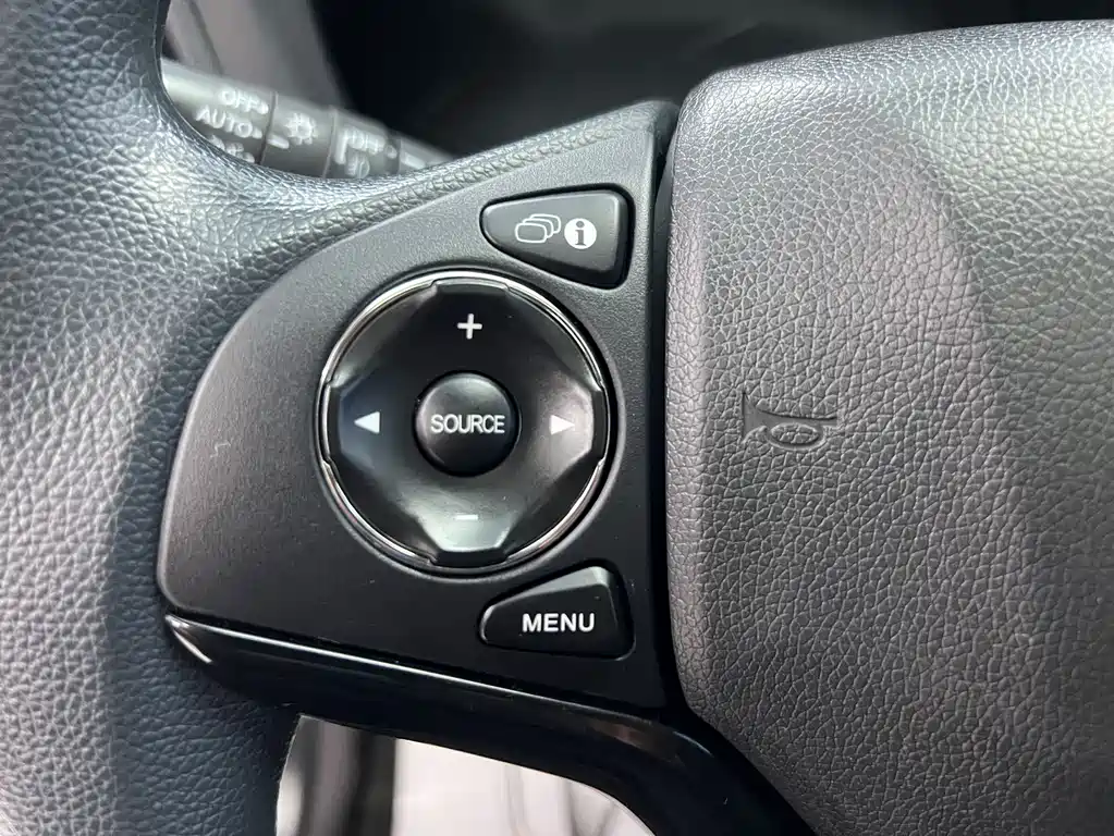 Honda Vezel 2022 — фото 13