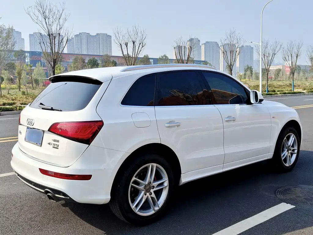 Audi Q5 2018 — фото 15