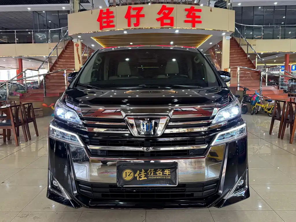 Toyota Vellfire 2021 — фото 2
