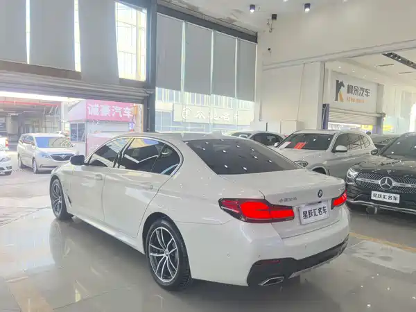 BMW 5 Series 2022