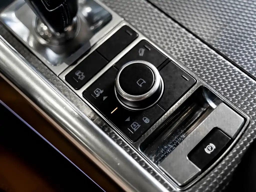 Land Rover Range Rover Sport 2018 — фото 22