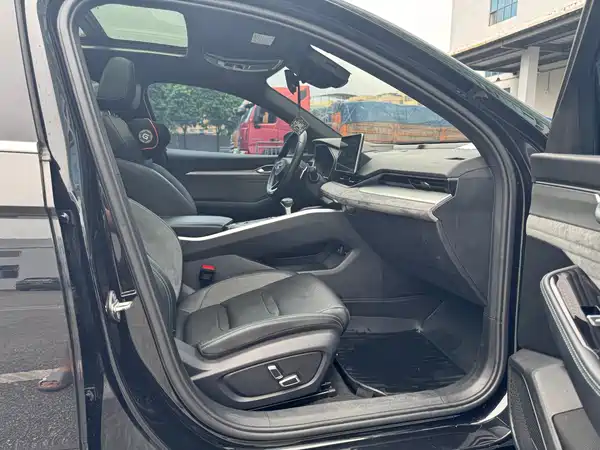 Geely Xingrui 2022