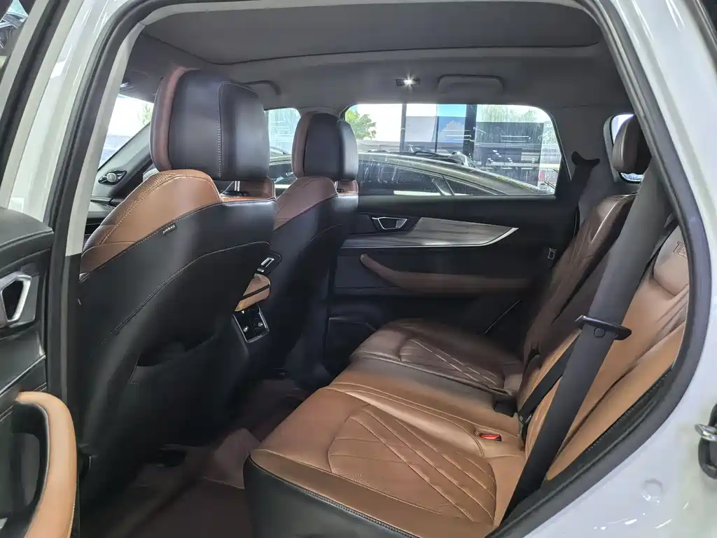 Chery Tiggo 8 PLUS 2022 — фото 9
