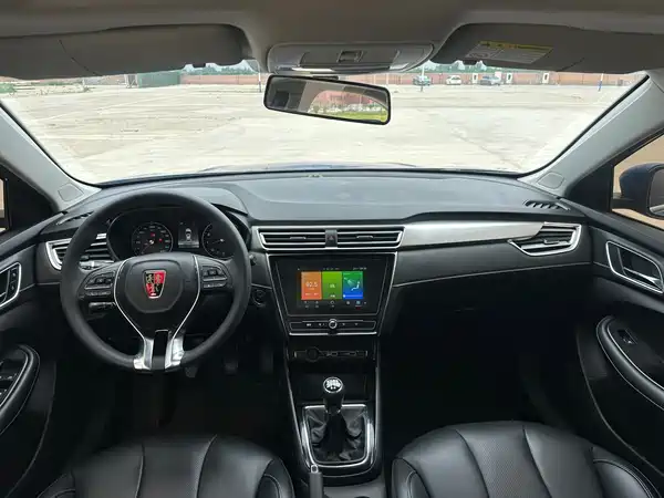 Roewe i5 2020
